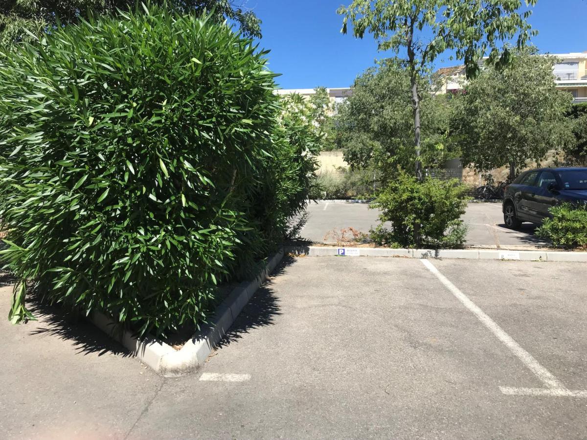 Les Terrasses Du Liouquet T2, Piscine , Parking , Mer A 150 M La Ciotat Eksteriør bilde